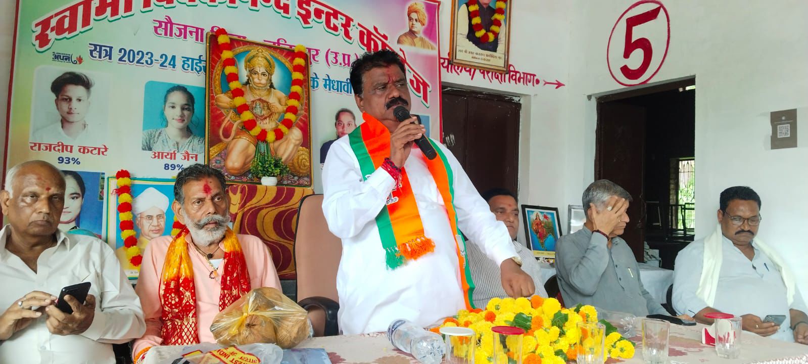 छूटे मतदाताओं को वोटर लिस्ट में जुड़वाने के लिए करे कार्य: महरौनी (ललितपुर )